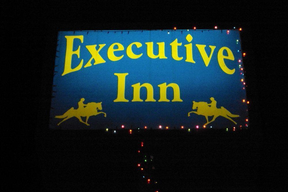 Quality Inn Tullahoma Exterior photo